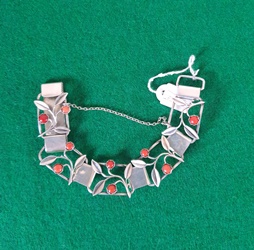 Armbaand med koraller 2021