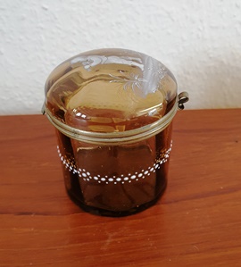 Glas Mary Gregory bonboniere 2021