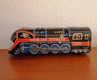 Legetoj lokomotiv 2021