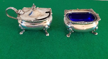 Solv salt og sennep med blaa indsatser 2021